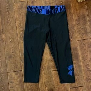 Under Armour - no tag size small
